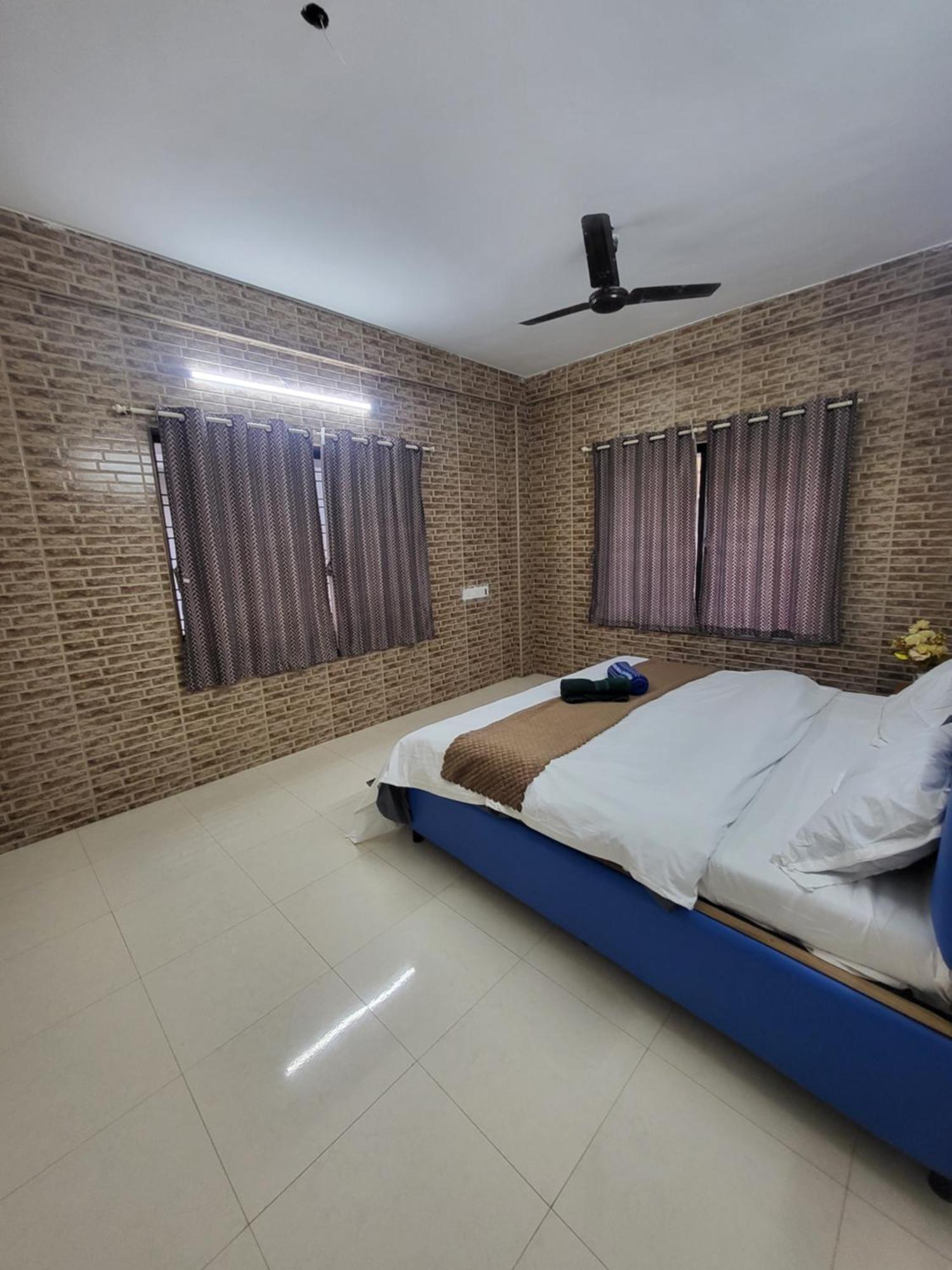 The Perfect Stays Para Disco Big Pool Cricket Turf Villa Lonavala Eksteriør billede