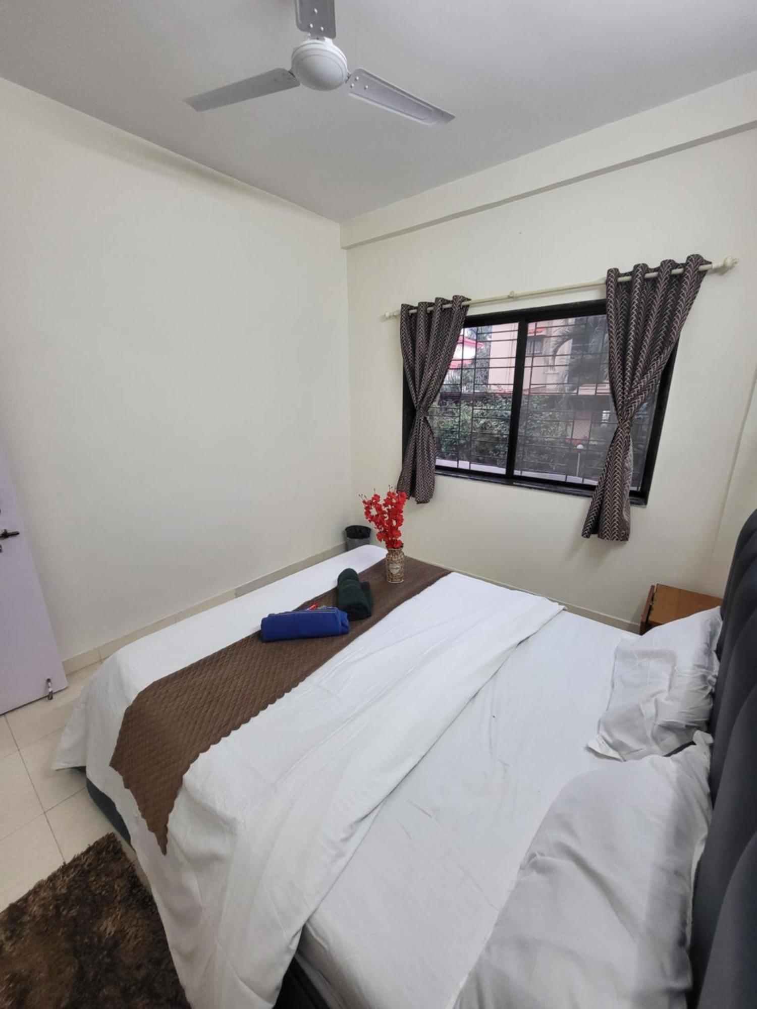 The Perfect Stays Para Disco Big Pool Cricket Turf Villa Lonavala Eksteriør billede