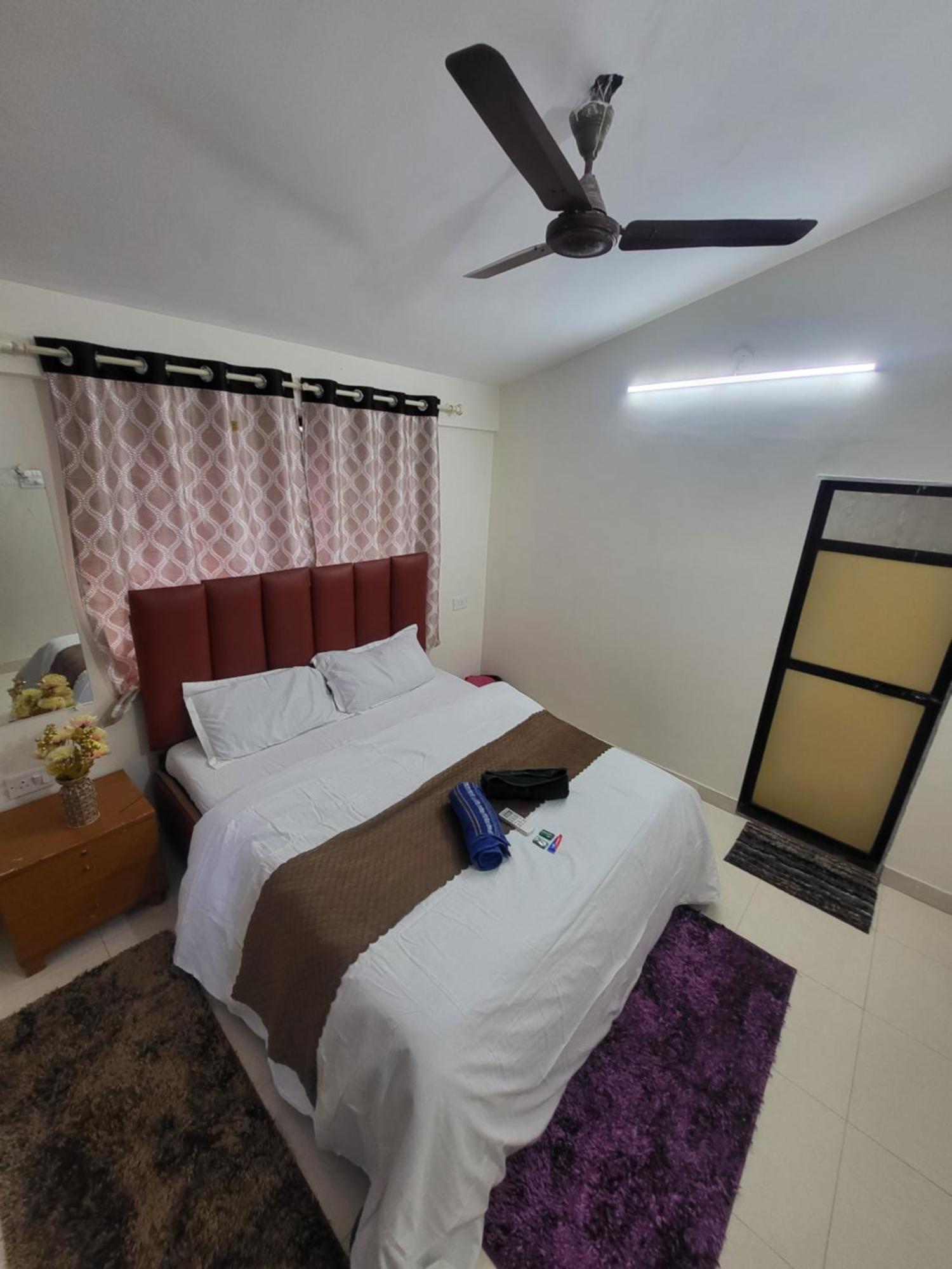 The Perfect Stays Para Disco Big Pool Cricket Turf Villa Lonavala Eksteriør billede