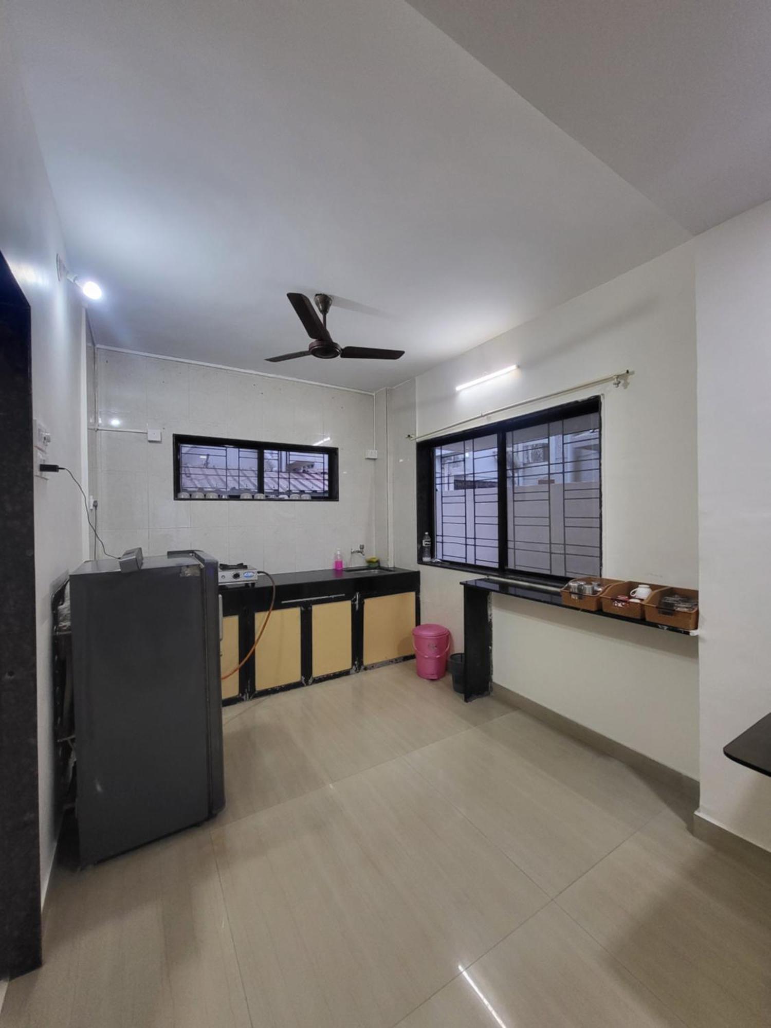 The Perfect Stays Para Disco Big Pool Cricket Turf Villa Lonavala Eksteriør billede
